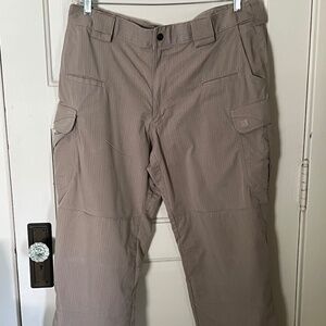 Men's 5.11 Tactical Pant Size 38/30